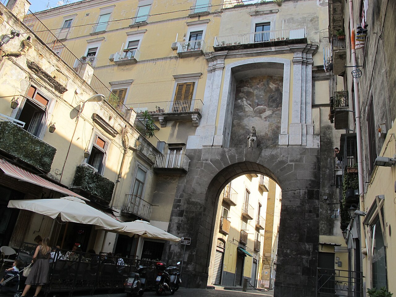 Cappella di Porta San Gennaro