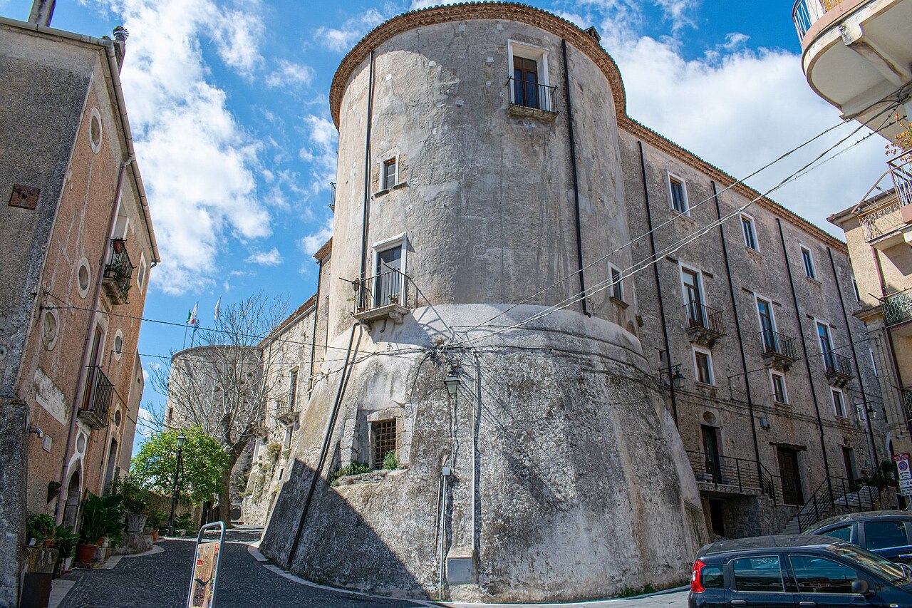 Castello normanno del Guiscardo