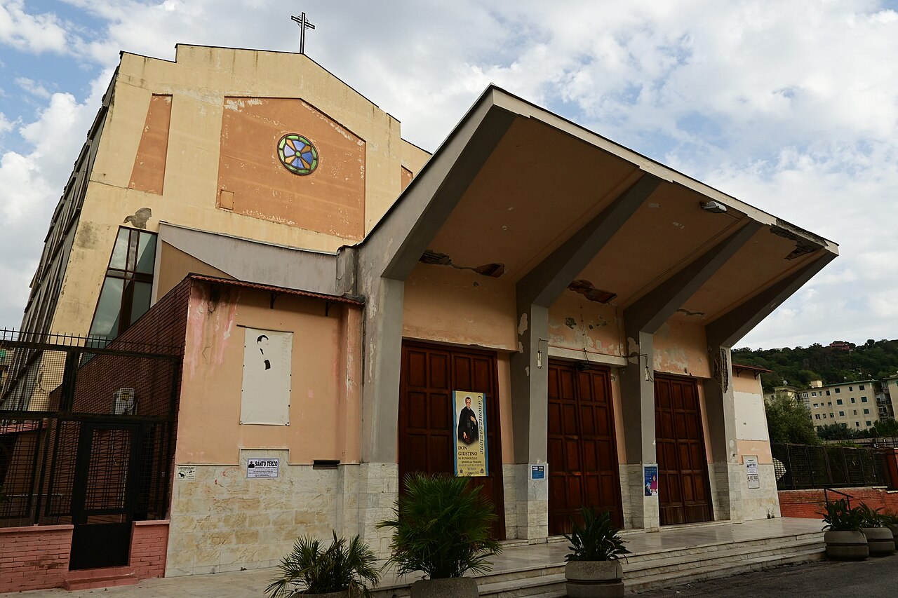 Chiesa dei Sacri Cuori di Gesù e Maria a Napoli