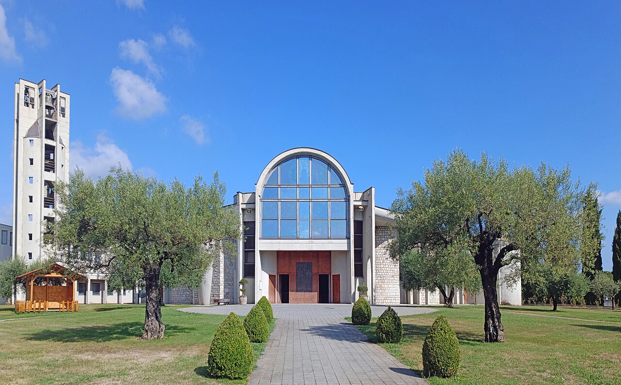 Chiesa dei Santi Cosma e Damiano a Vairano Patenora