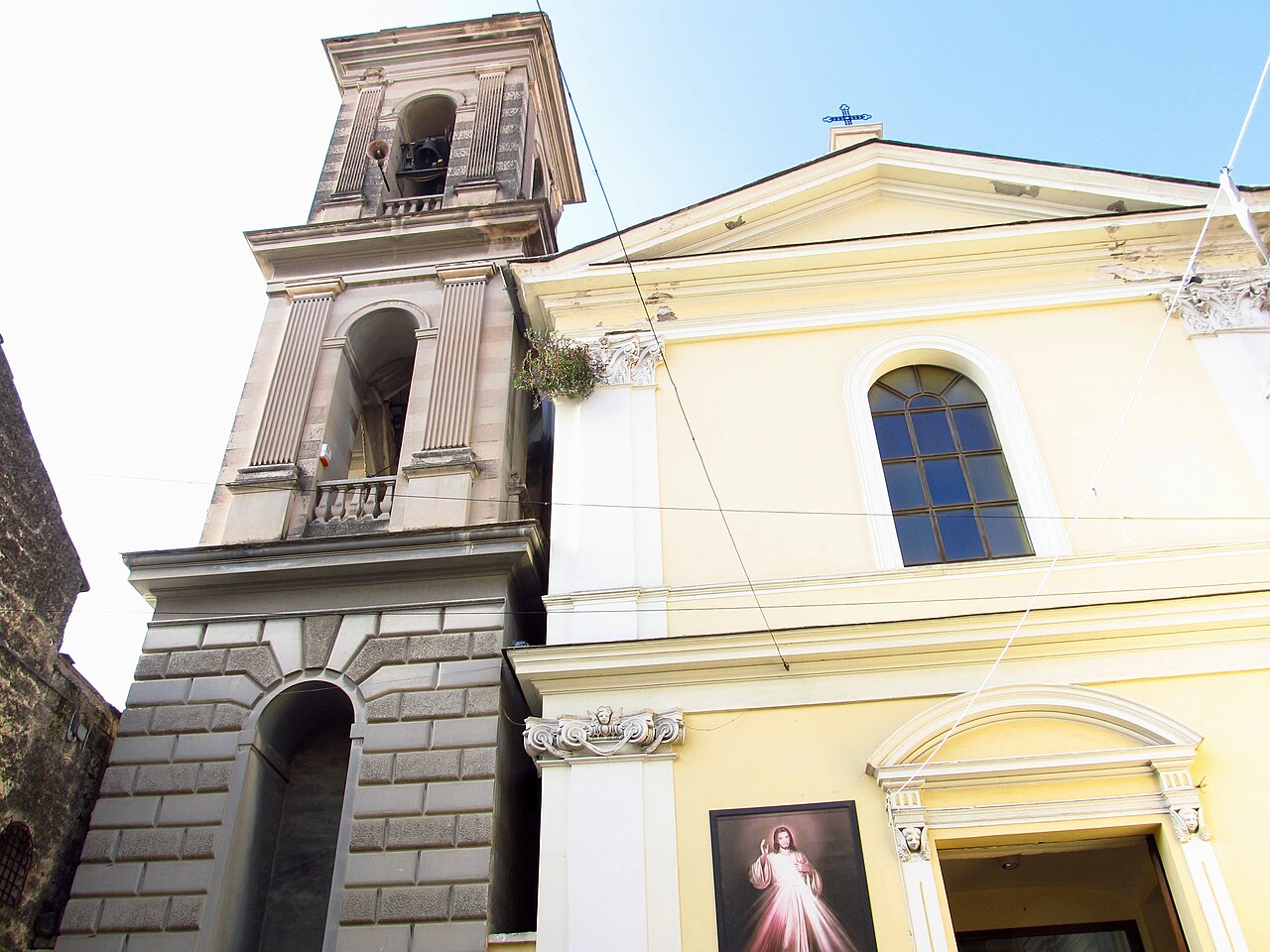 Chiesa di San Pietro Apostolo a Portico di Caserta