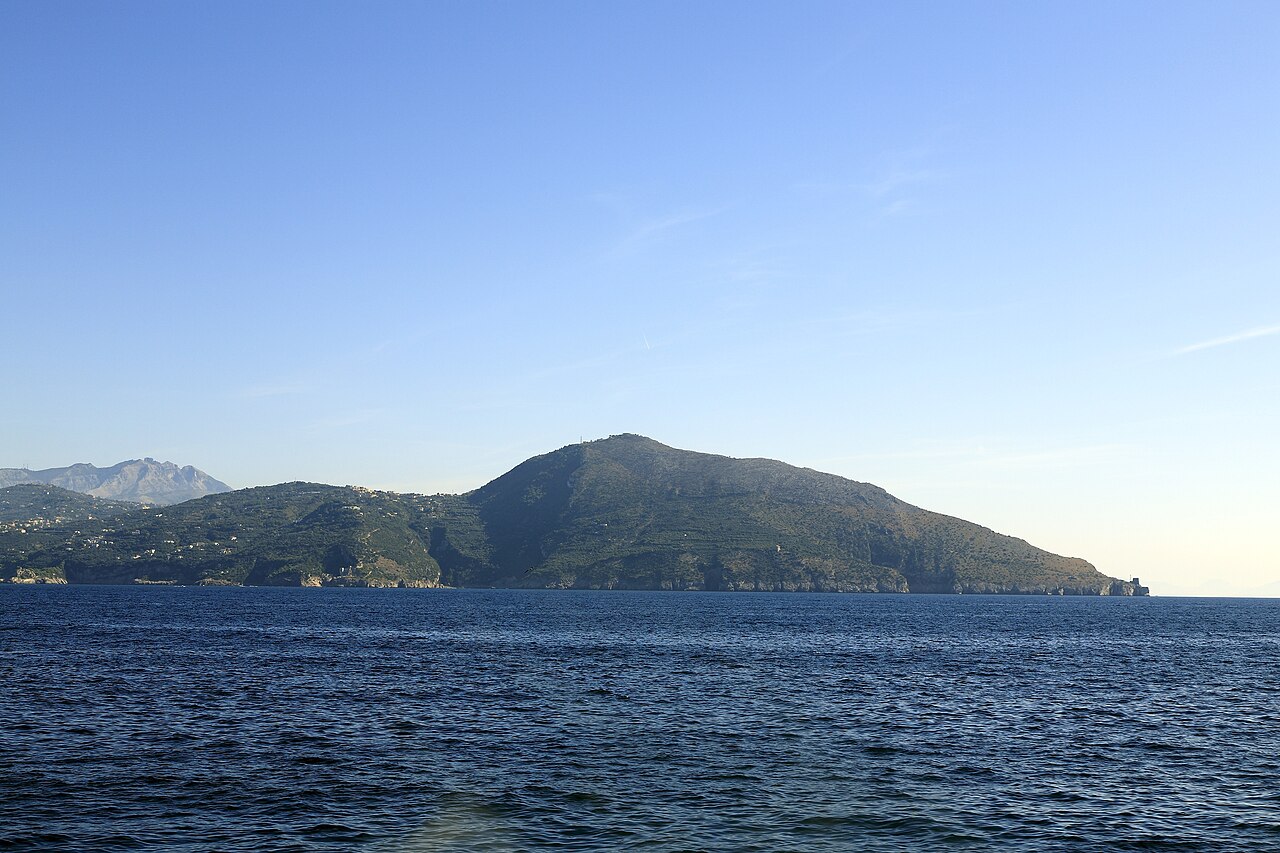 Monte San Costanzo