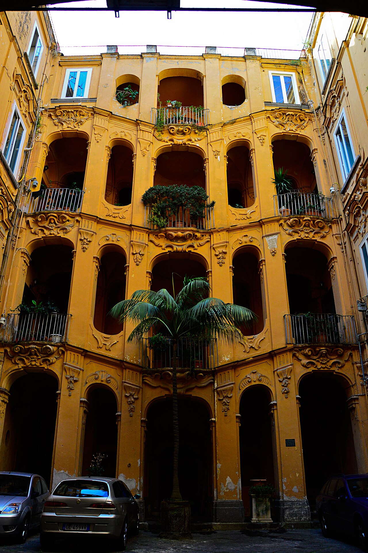 Palazzo Costantino alla Costigliola