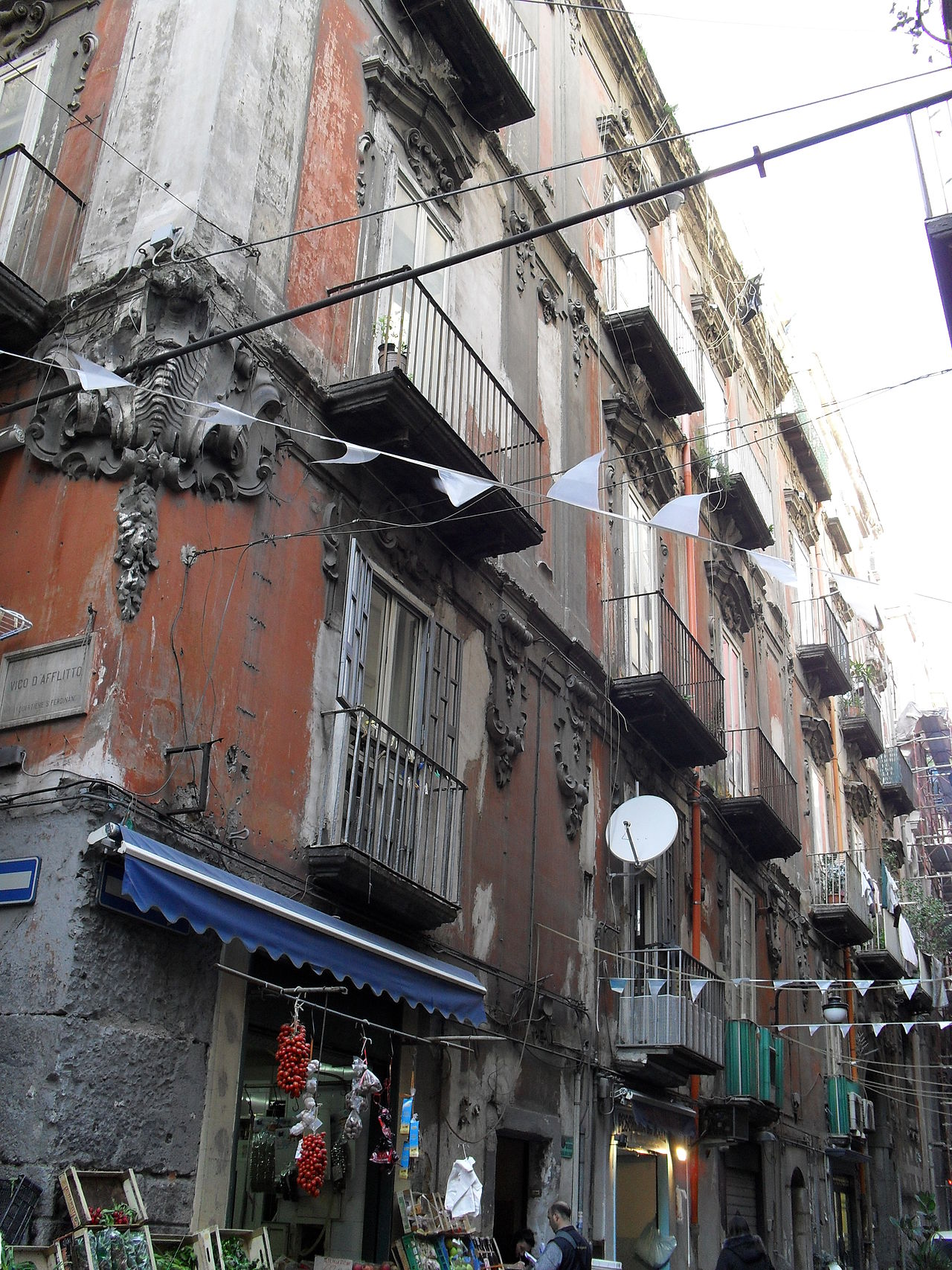 Palazzo in via Speranzella 123