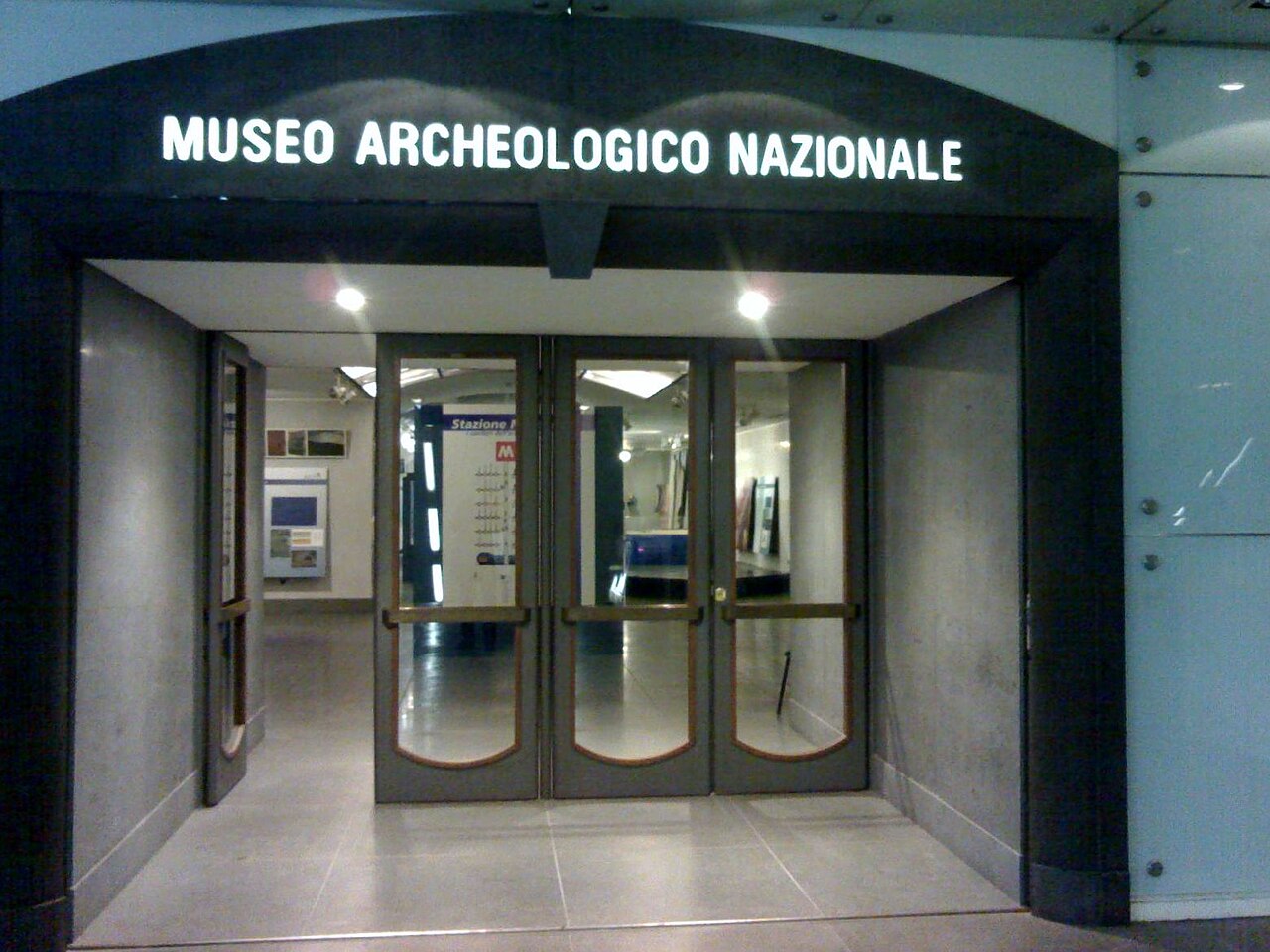 Stazione Neapolis