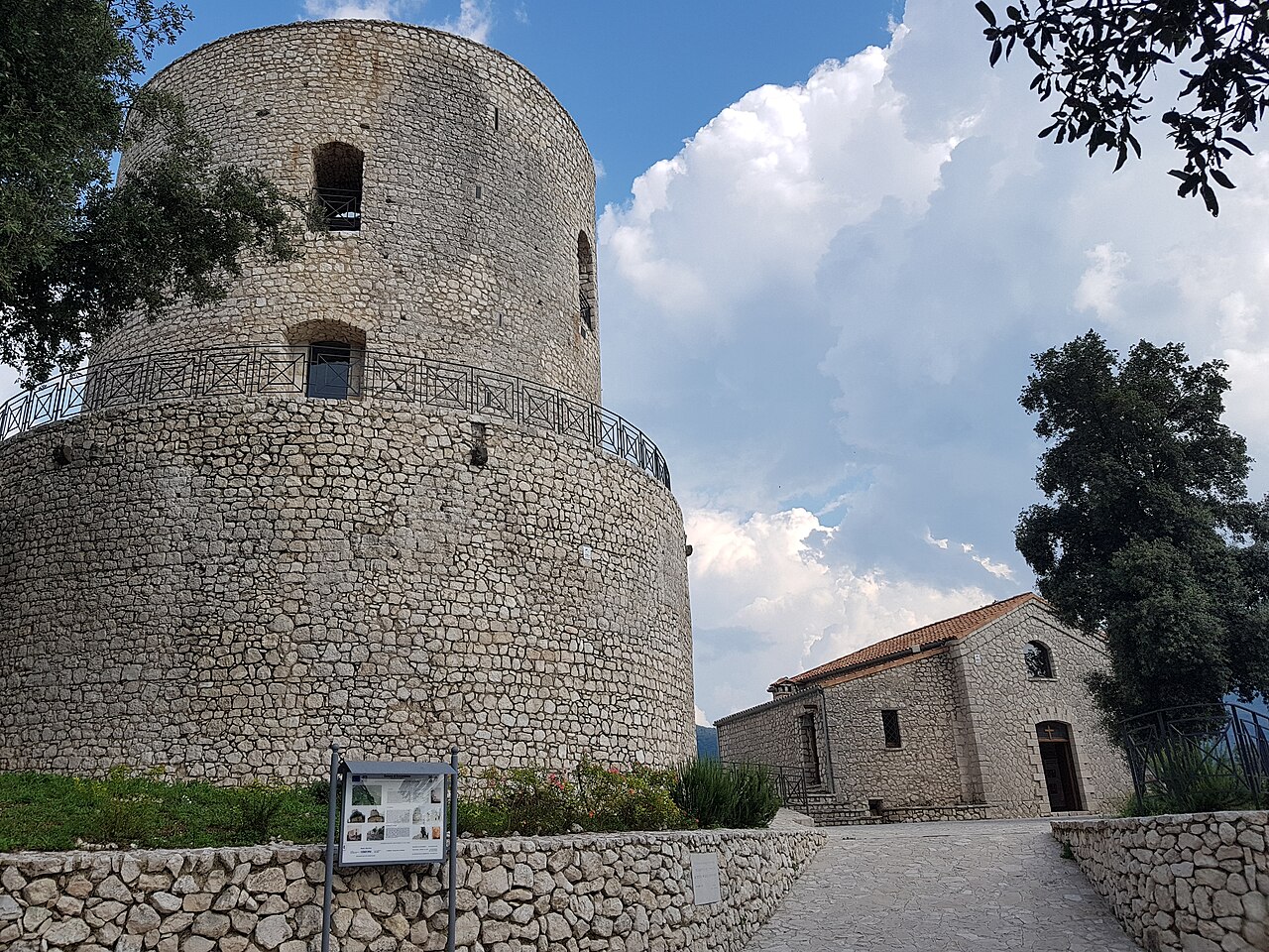 Torre normanna di Roccaromana