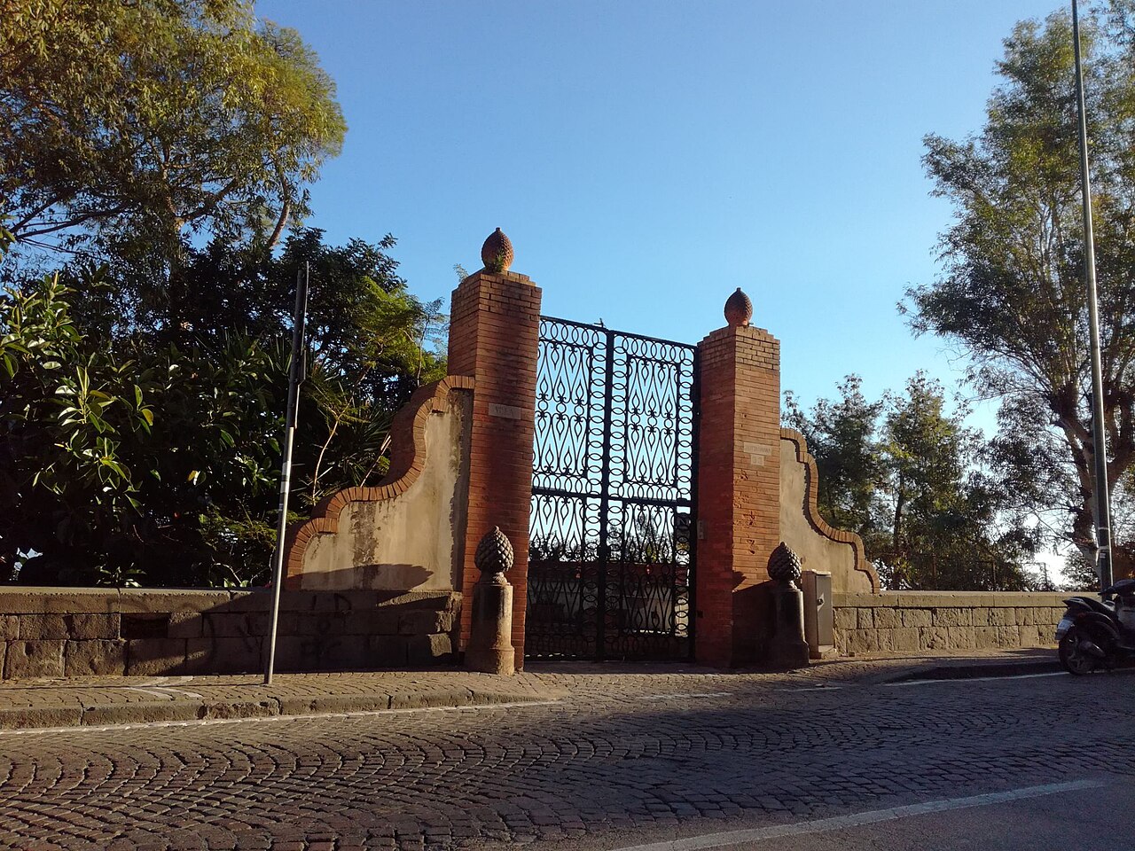 Villa di Grotta Marina