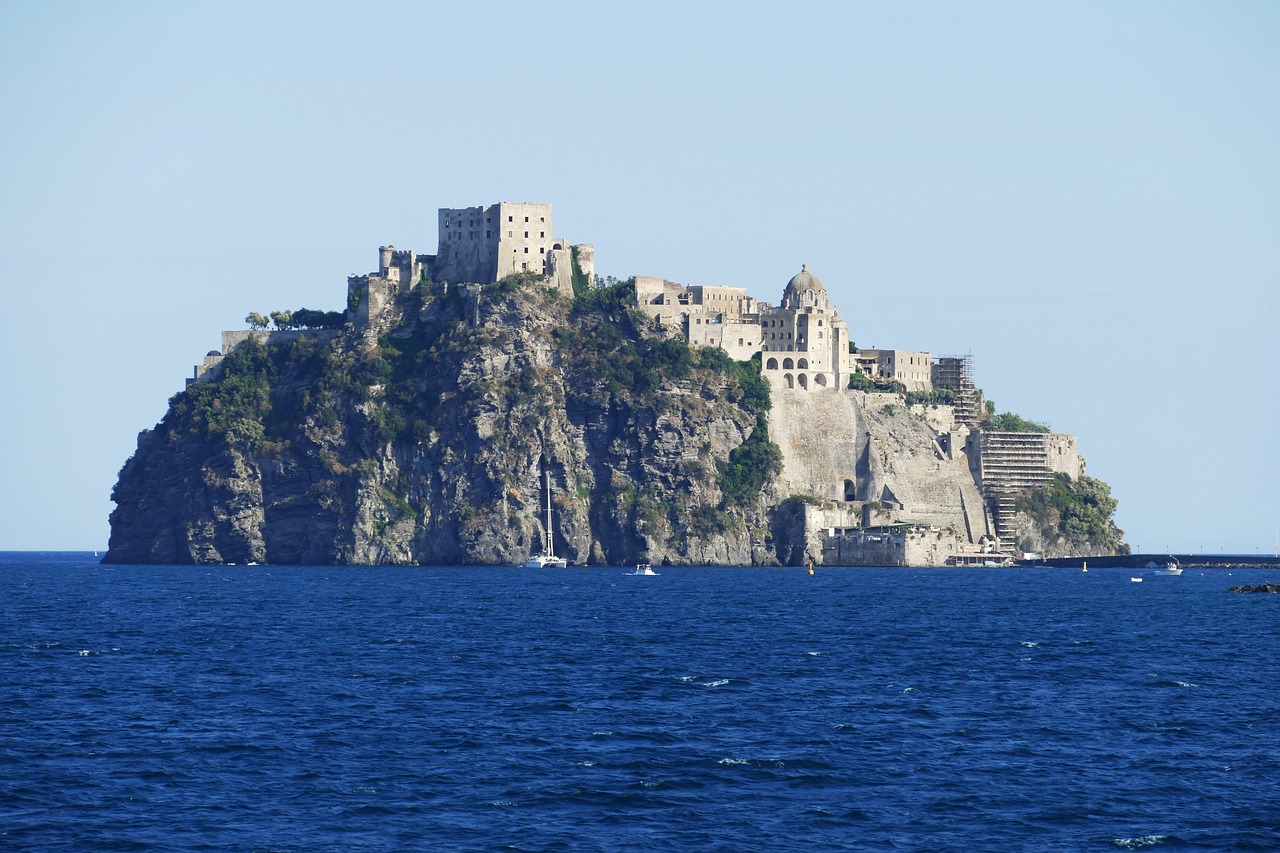 Il Castello Aragonese e il Museo del Mare di Ischia