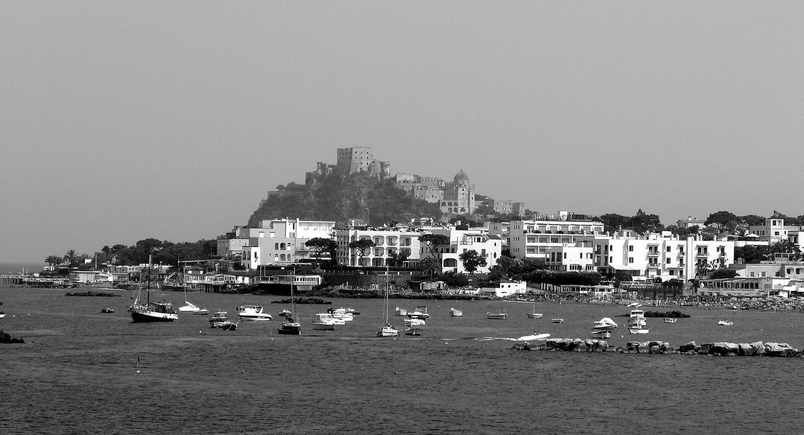 Radici Ischia